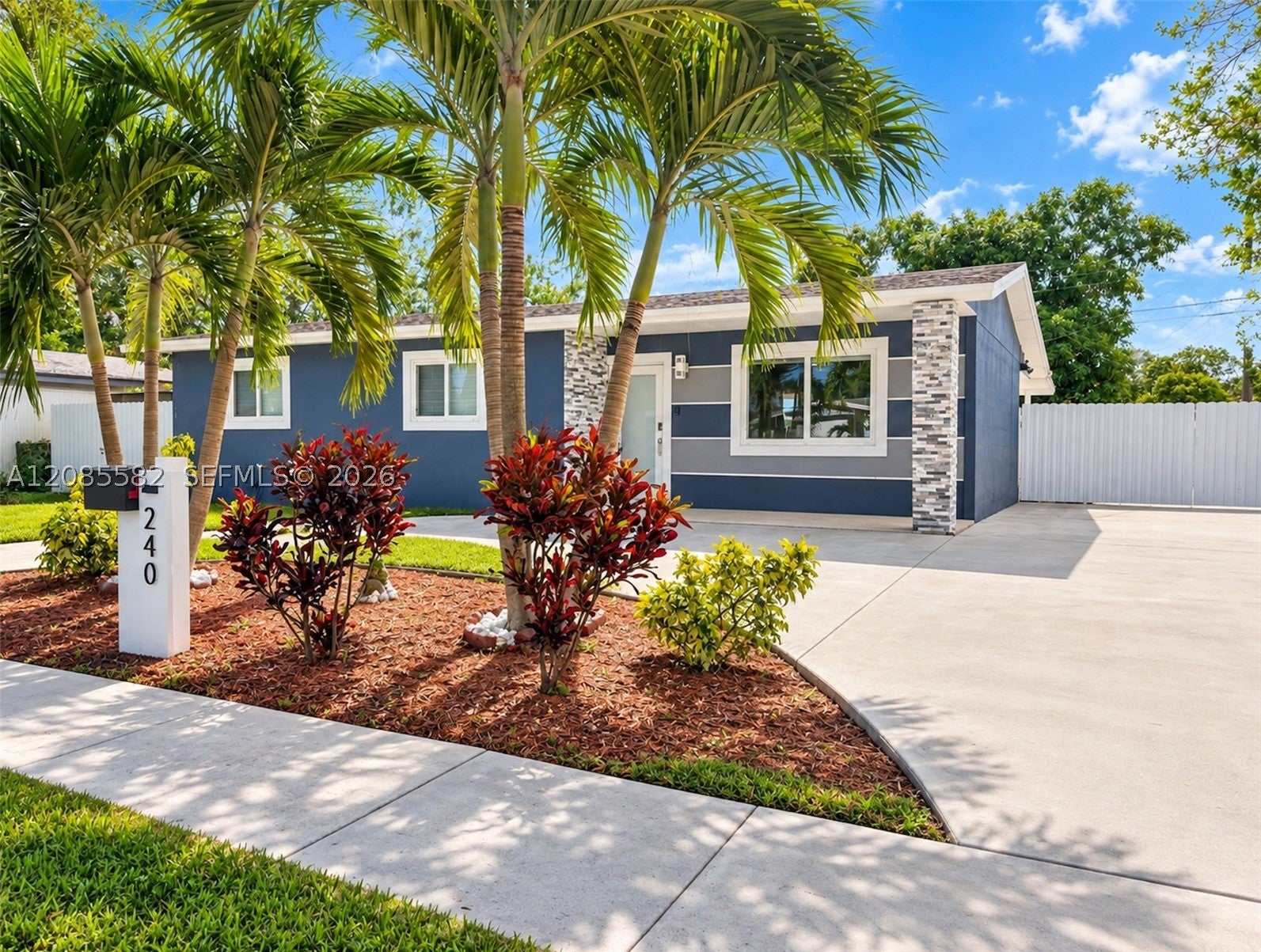 240 N 68th Ave