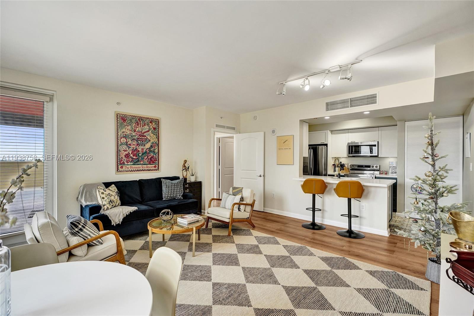 7350 SW 89th St 911S