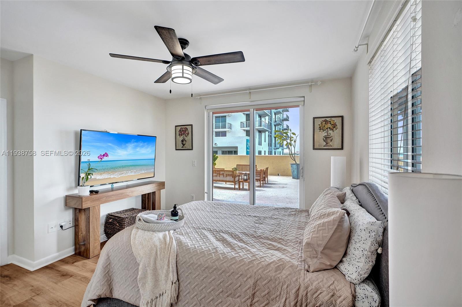 TOSCANO CONDO - Residential