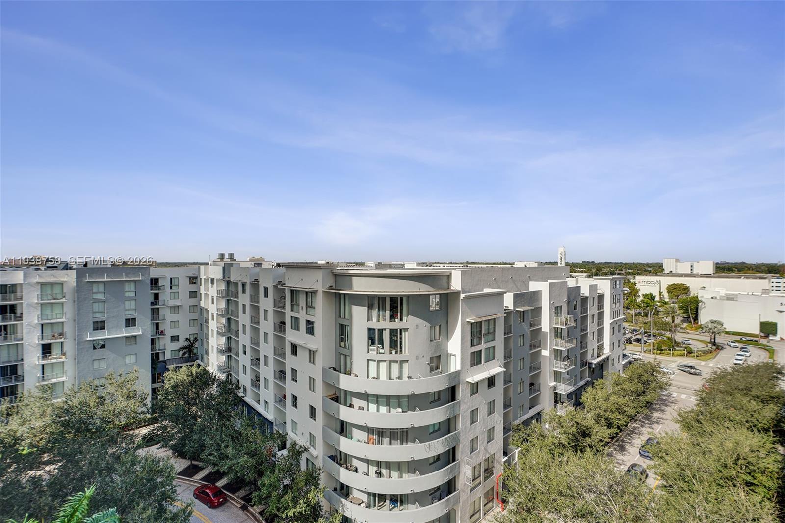 TOSCANO CONDO - Residential