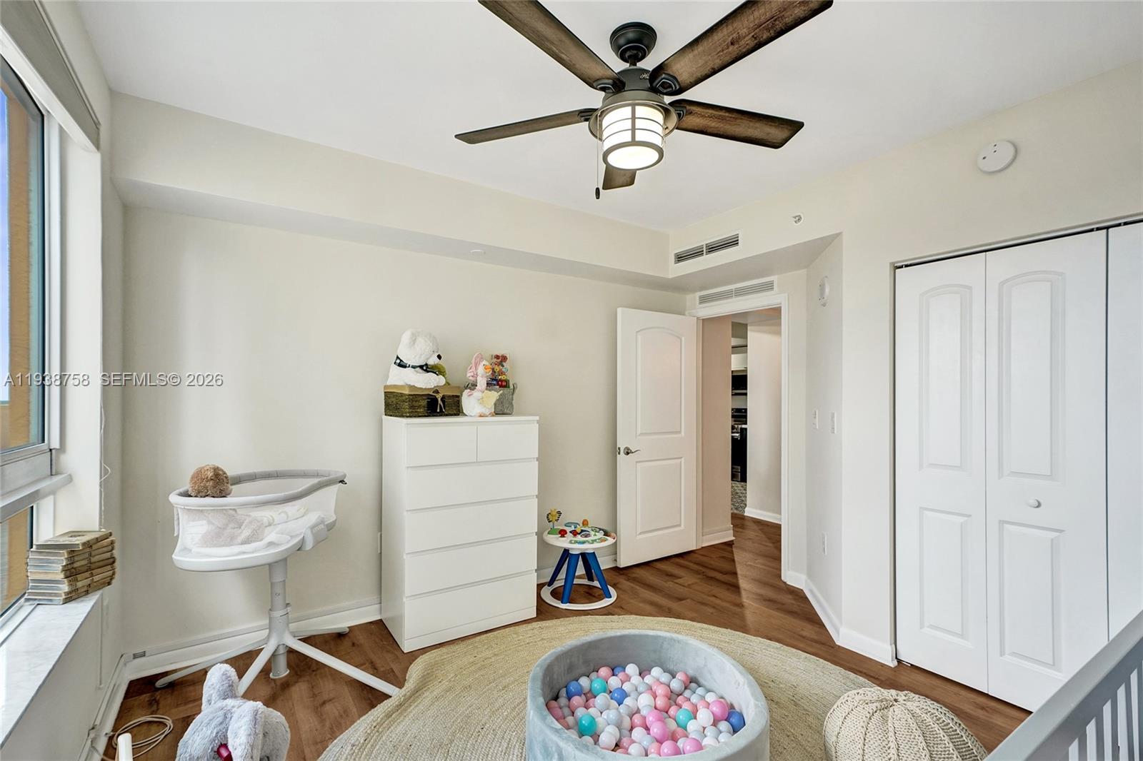 TOSCANO CONDO - Residential