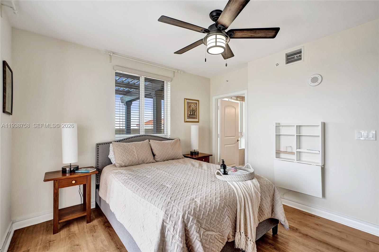 TOSCANO CONDO - Residential