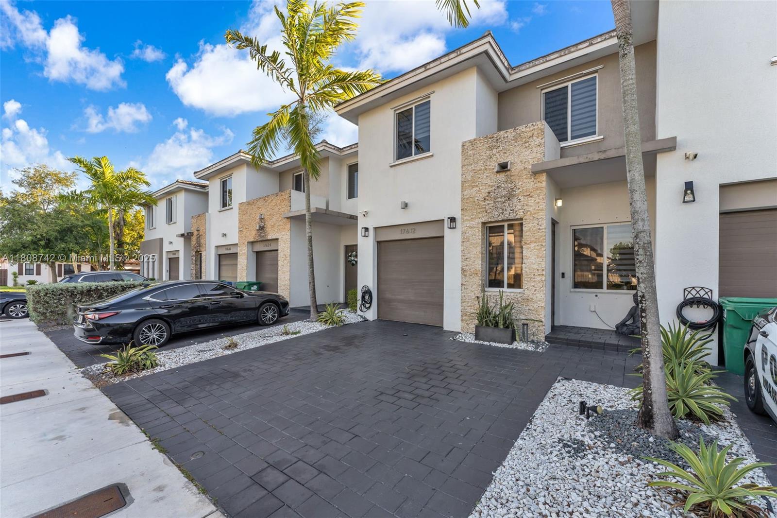 VENETIAN PARC WEST - Residential