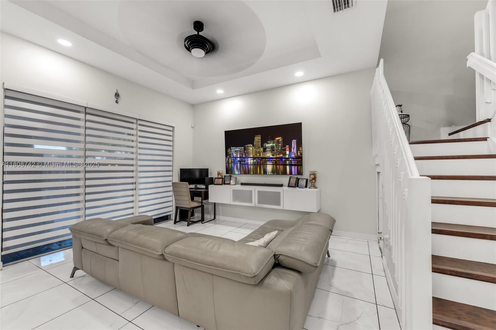 VENETIAN PARC WEST - Residential