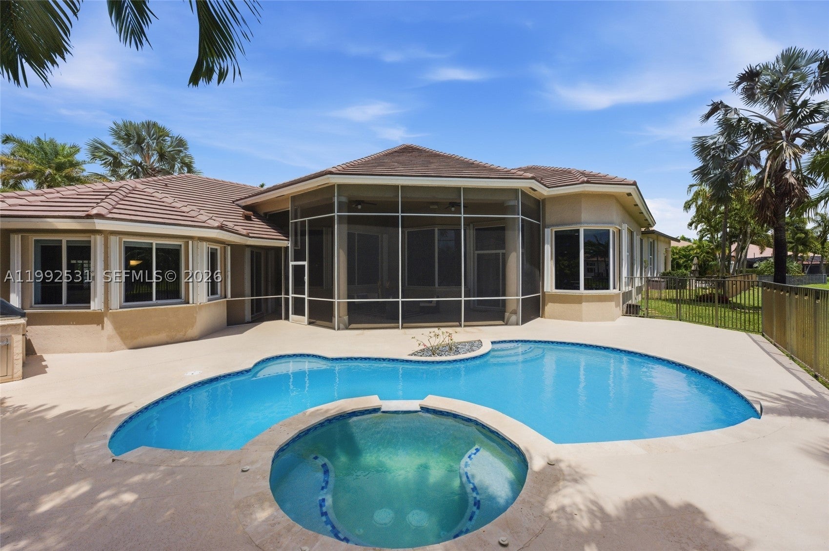 2488 Provence Cir