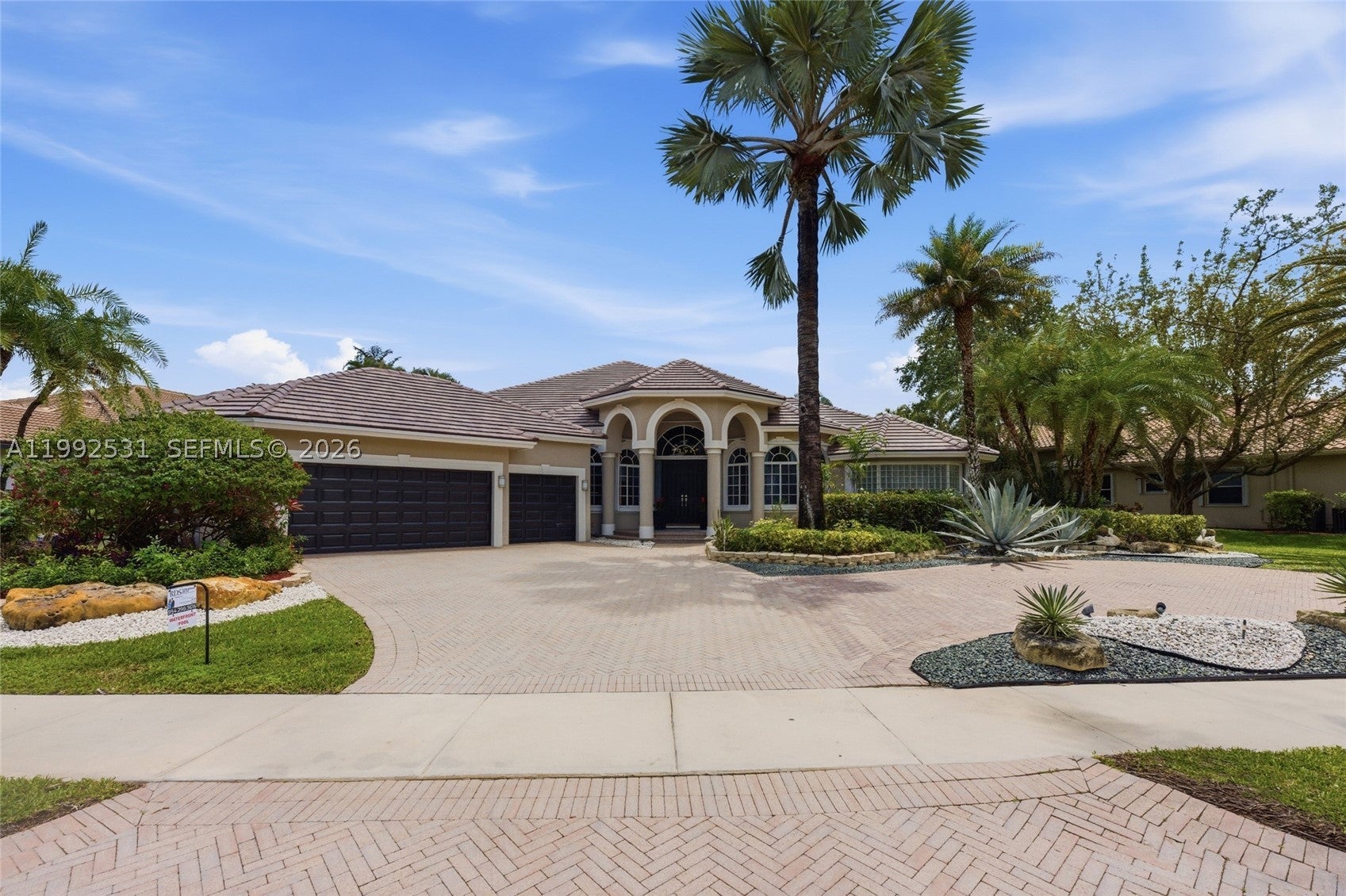 2488 Provence Cir