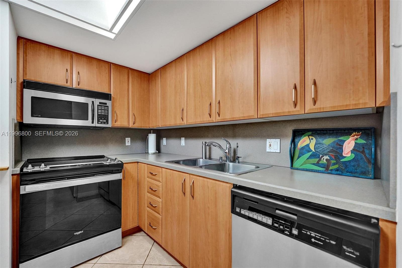 HAMPTON BEACH CLUB CONDO - Residential