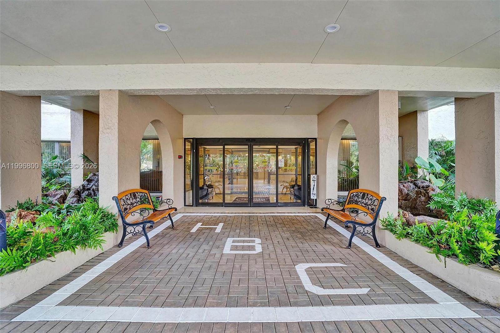 HAMPTON BEACH CLUB CONDO - Residential