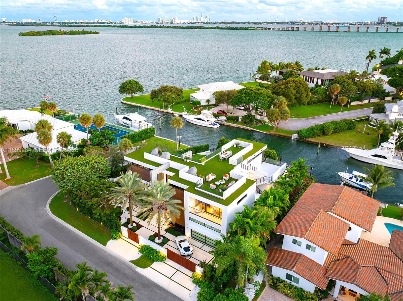 BAY POINT - Residential