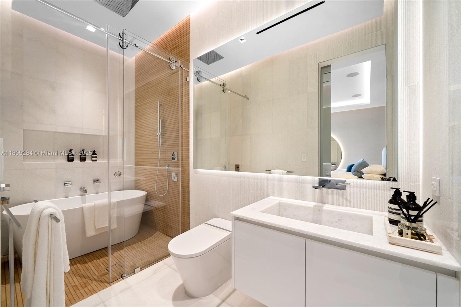 BAY POINT - Residential