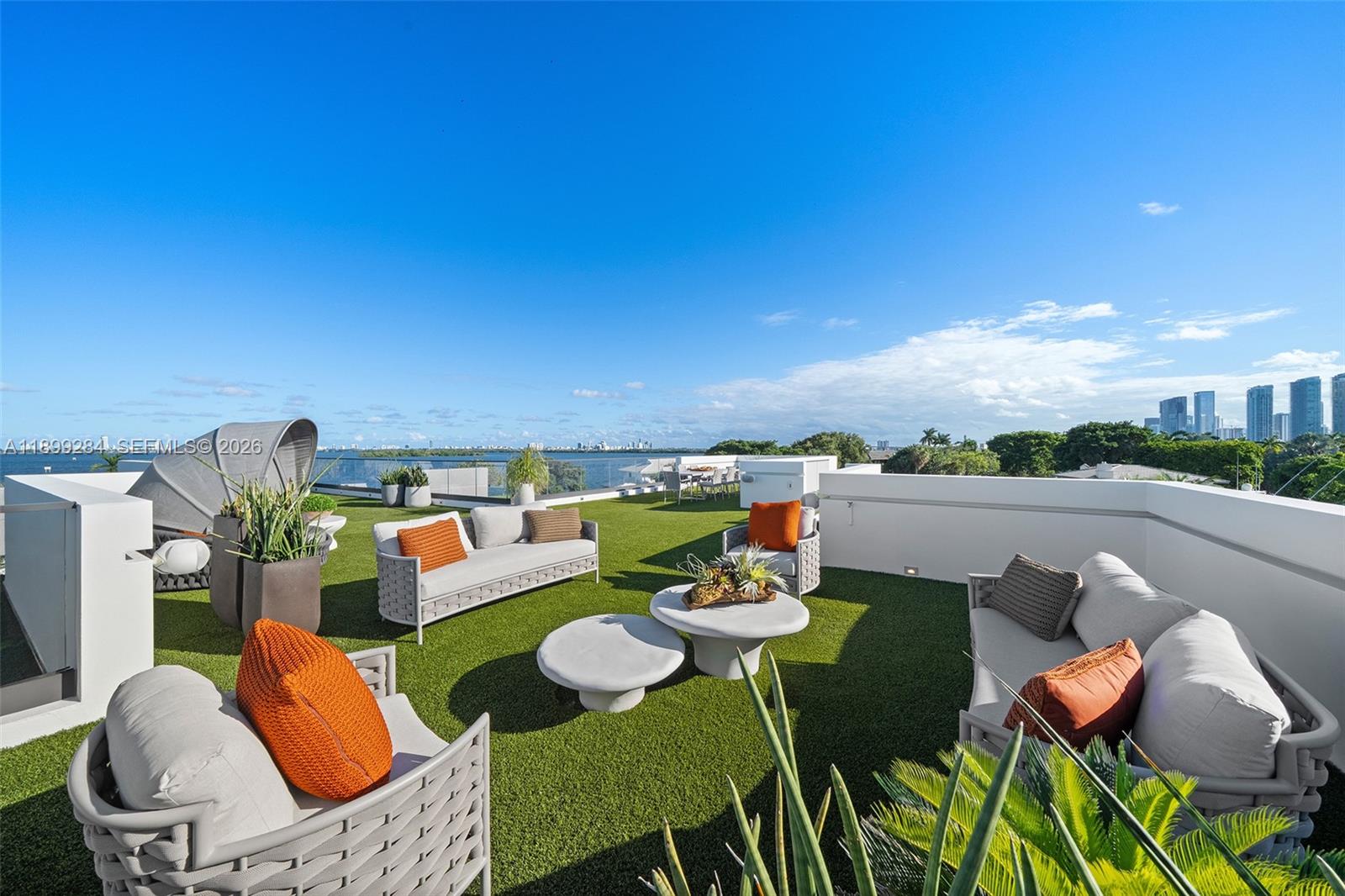 BAY POINT - Residential