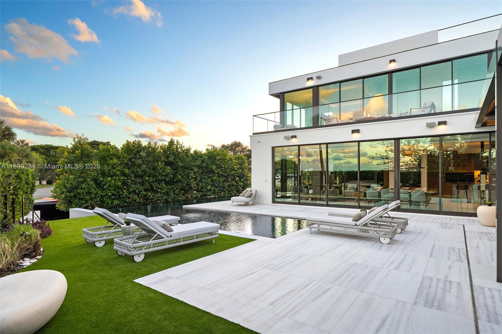 BAY POINT - Residential