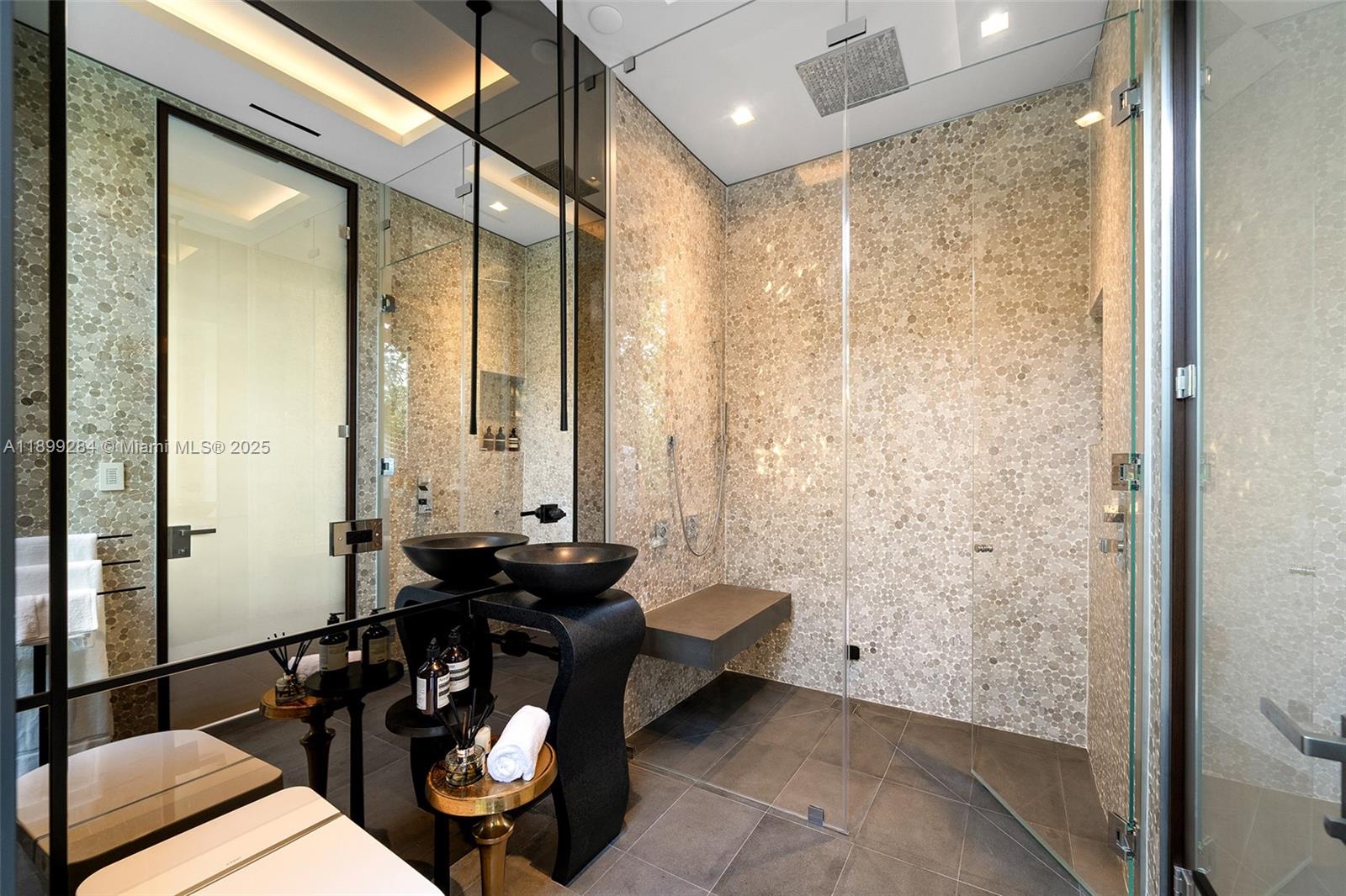 BAY POINT - Residential