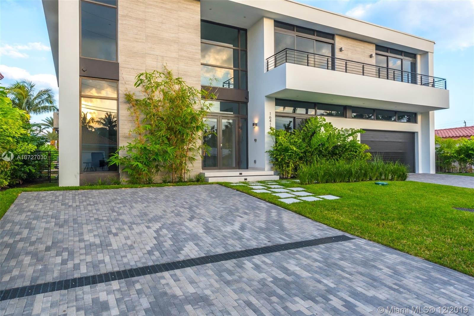 EASTERN SHORES - Residential