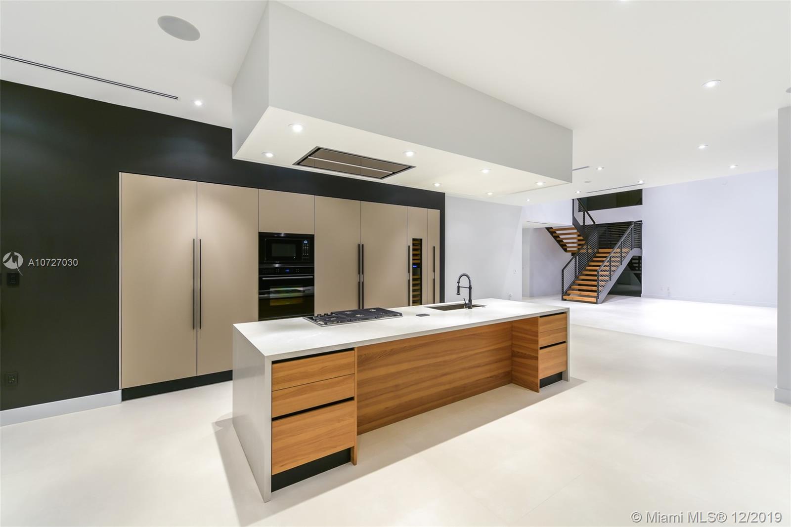 EASTERN SHORES - Residential