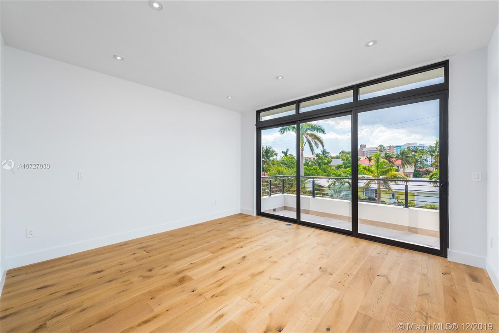 EASTERN SHORES - Residential