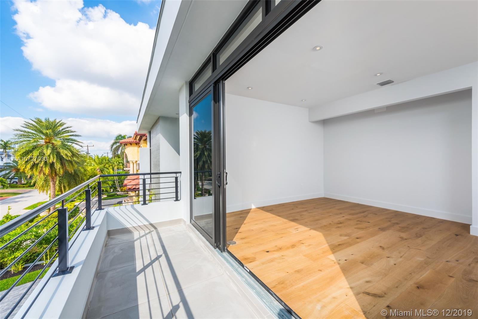 EASTERN SHORES - Residential