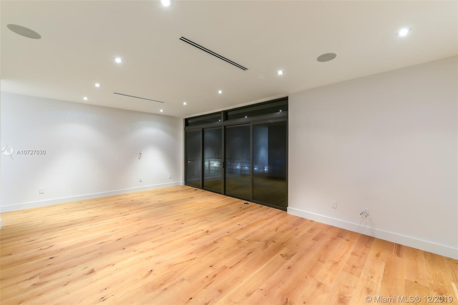 EASTERN SHORES - Residential