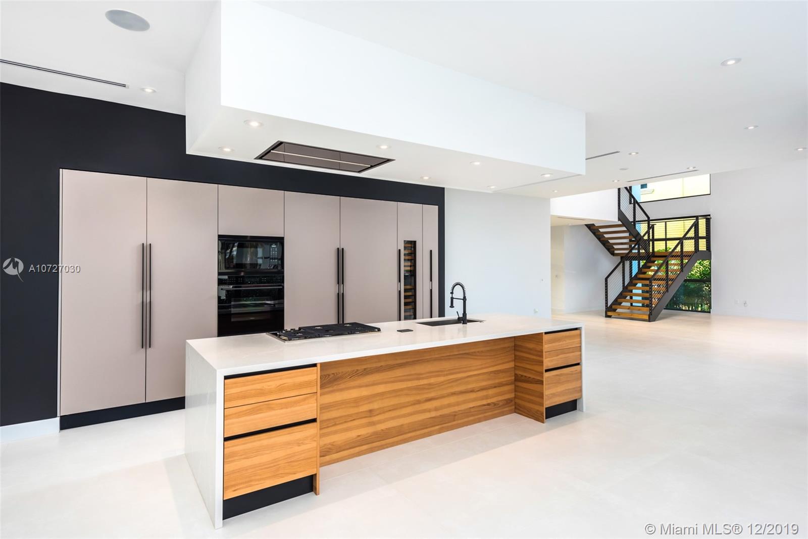 EASTERN SHORES - Residential