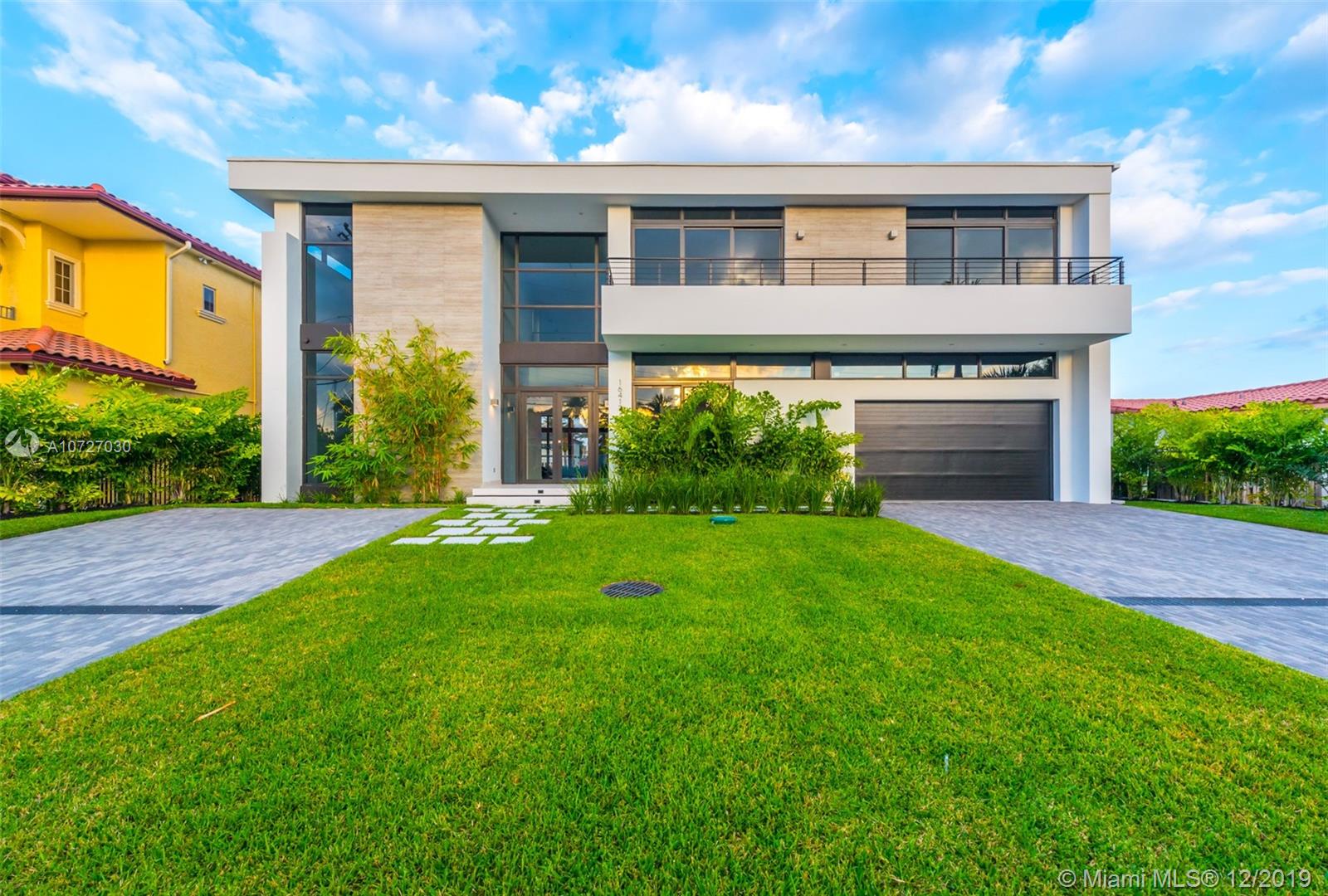 EASTERN SHORES - Residential