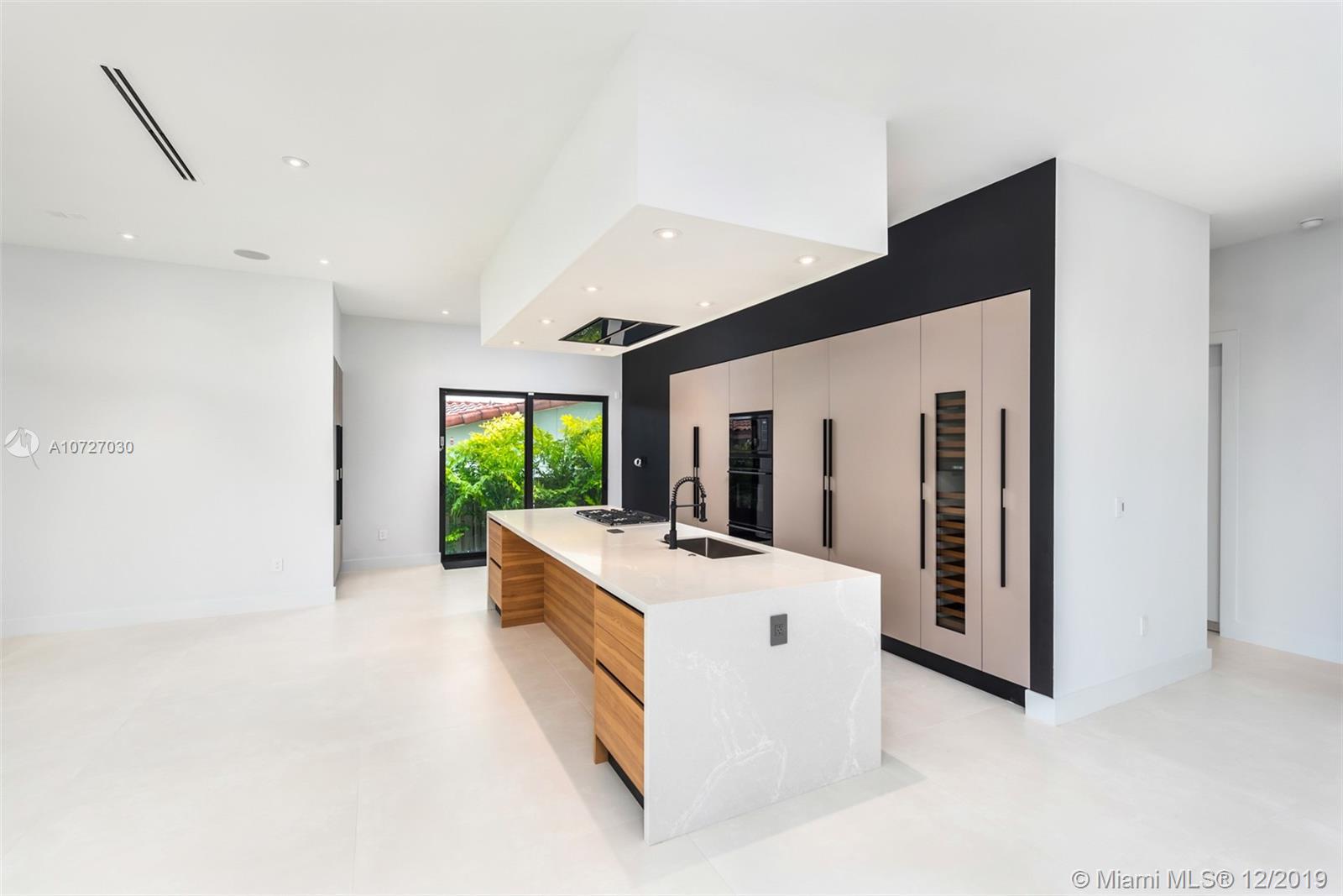 EASTERN SHORES - Residential