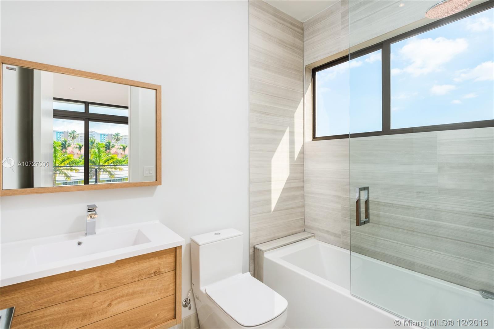 EASTERN SHORES - Residential