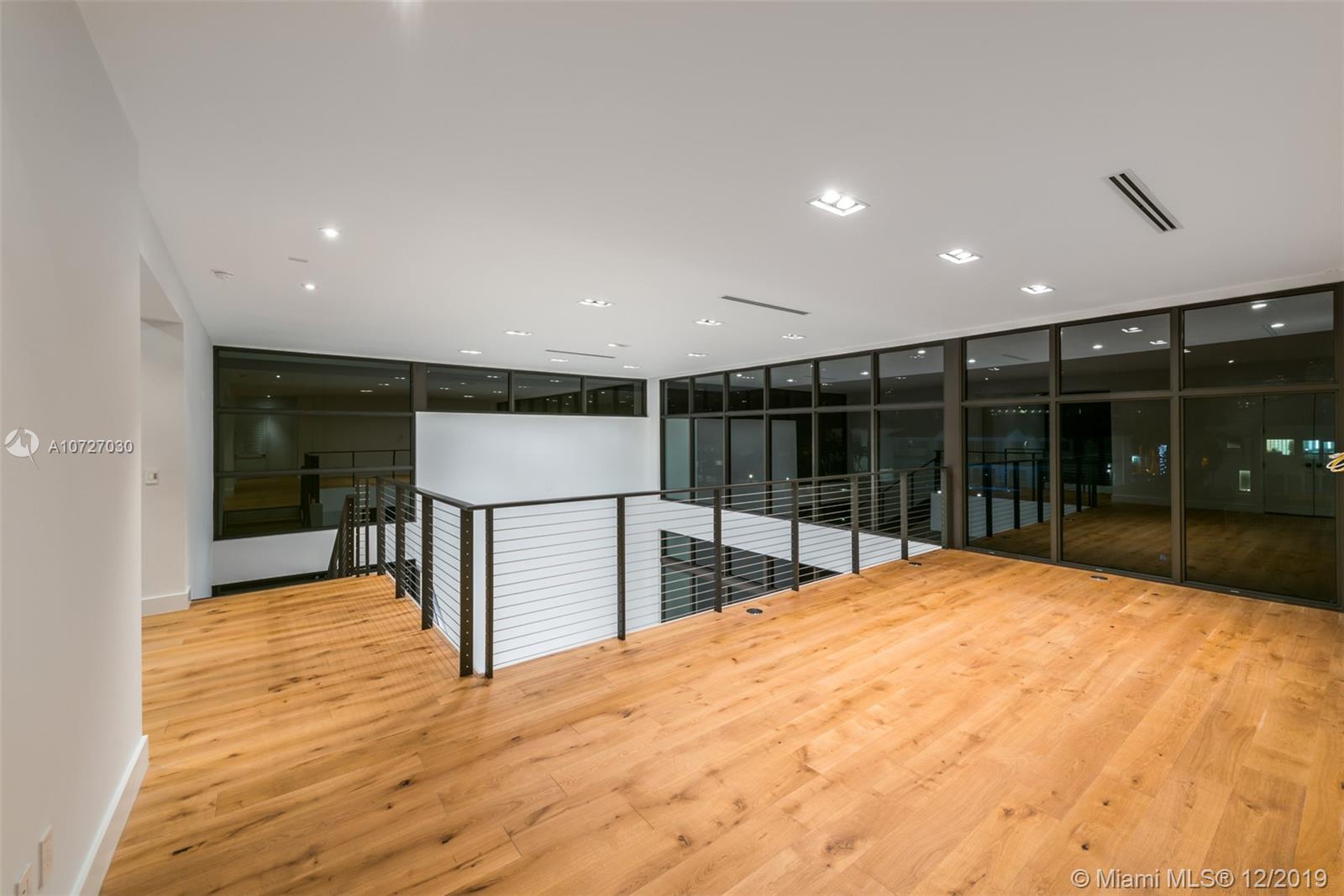 EASTERN SHORES - Residential