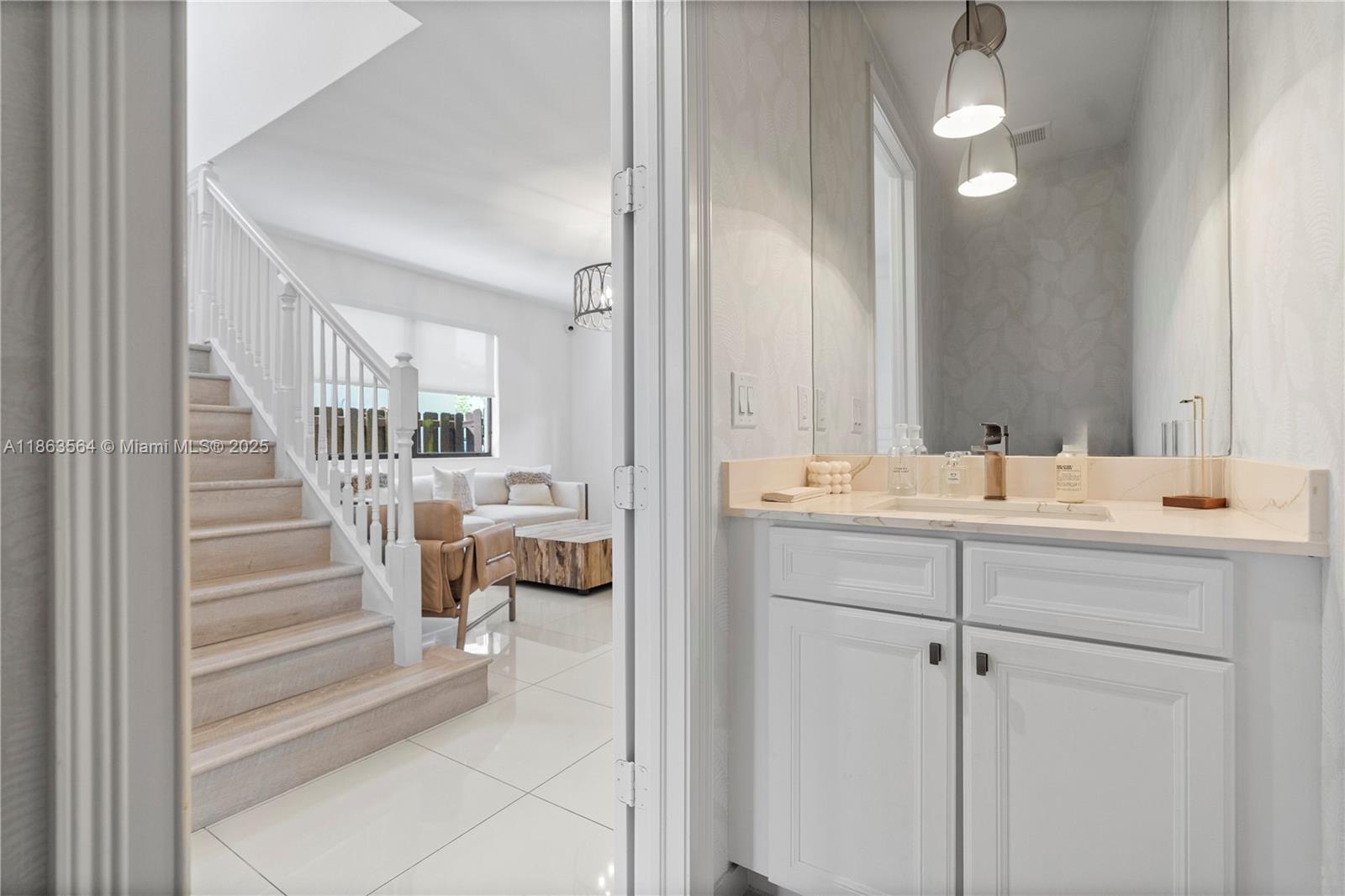 ISLES AT GRAND BAY - Residential Lease