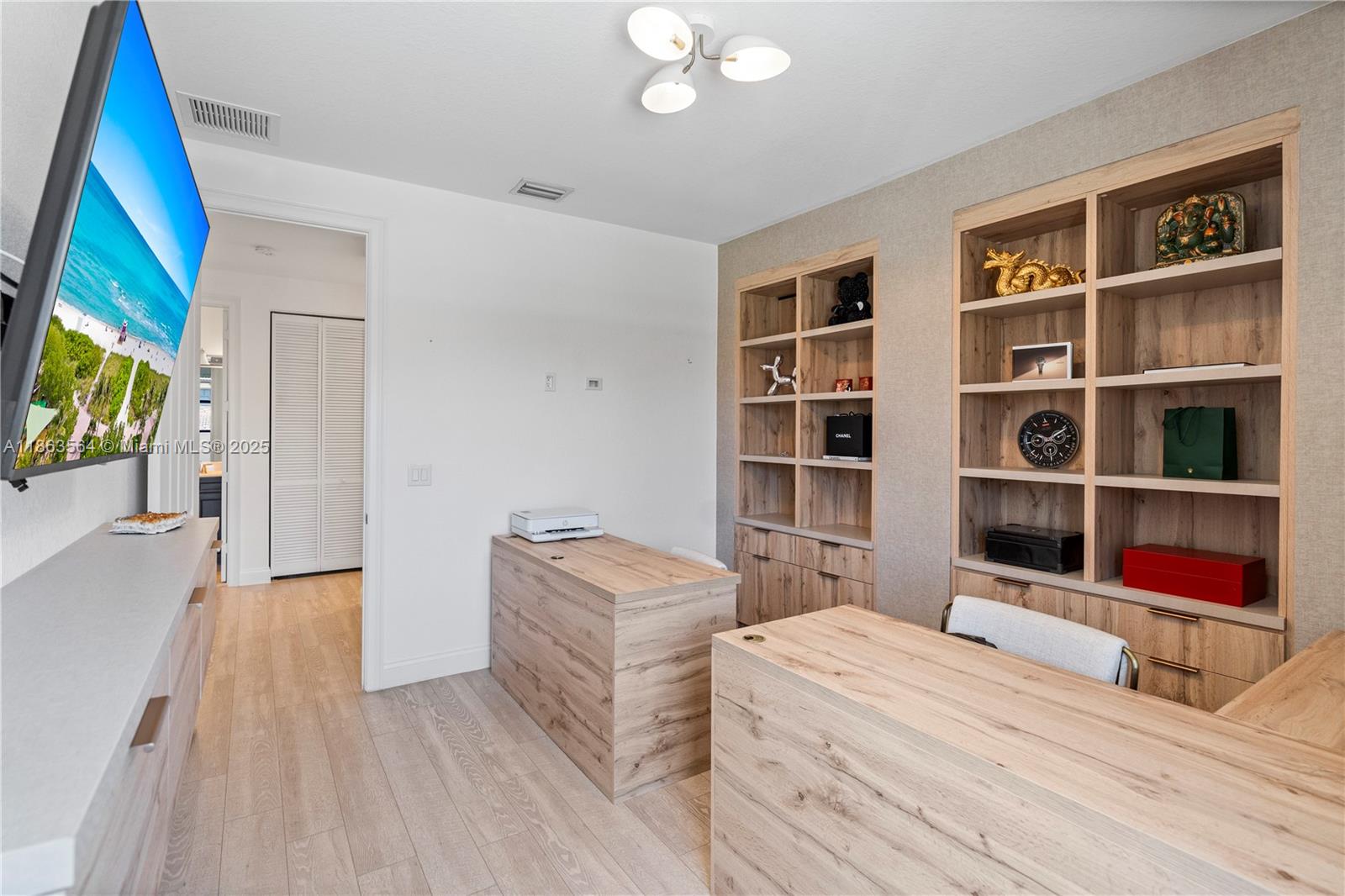ISLES AT GRAND BAY - Residential Lease