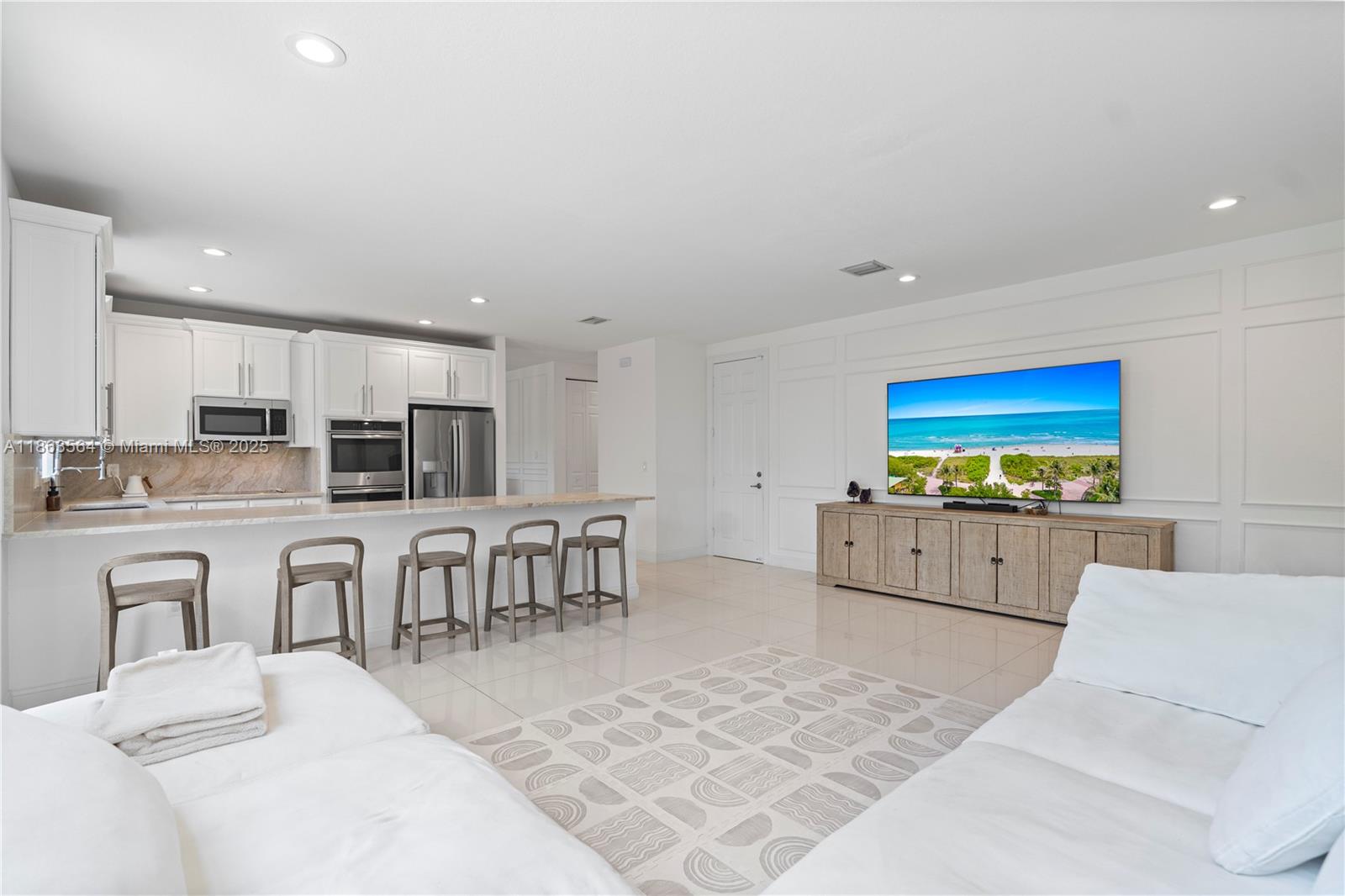 ISLES AT GRAND BAY - Residential Lease