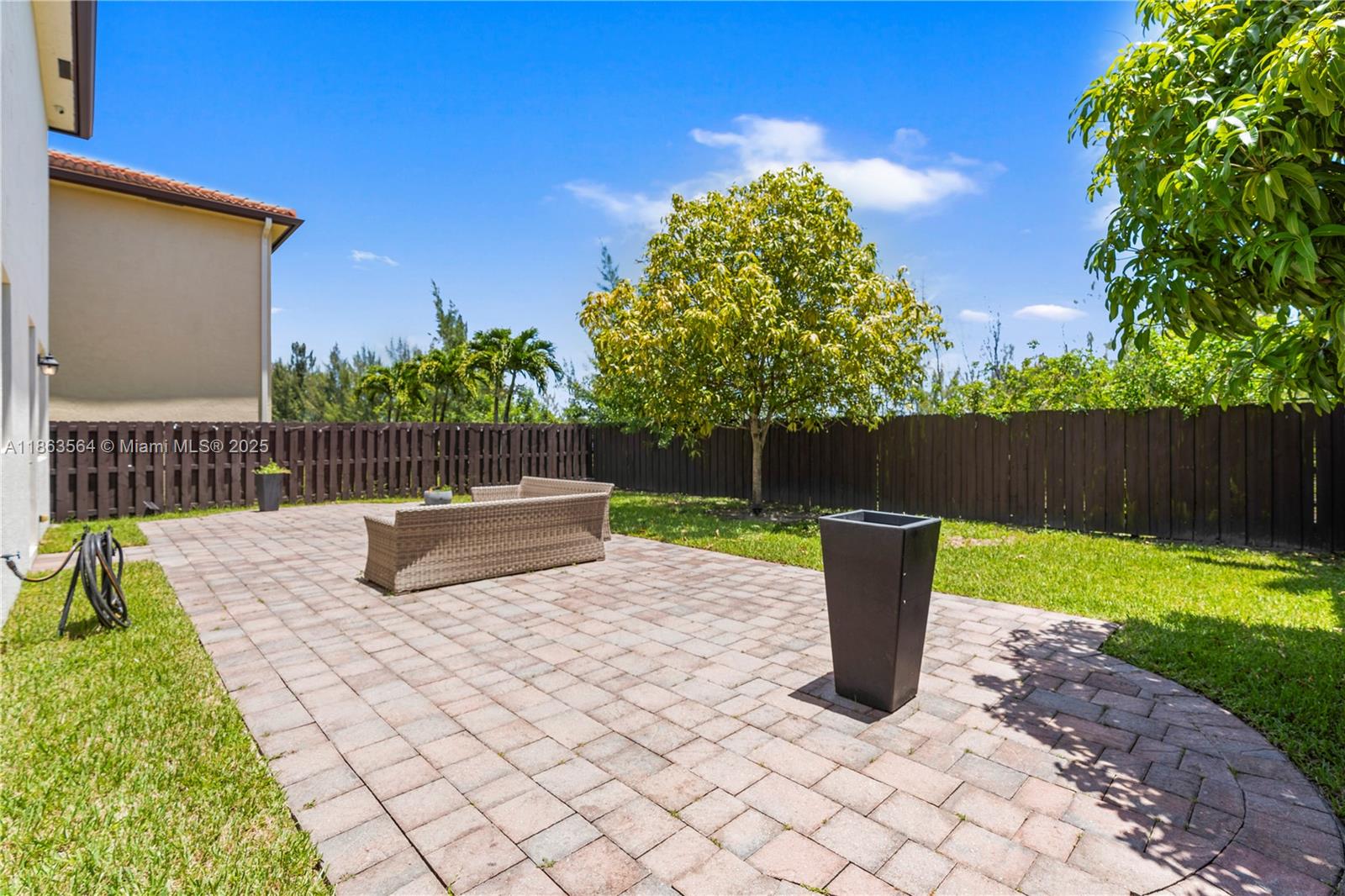 ISLES AT GRAND BAY - Residential Lease