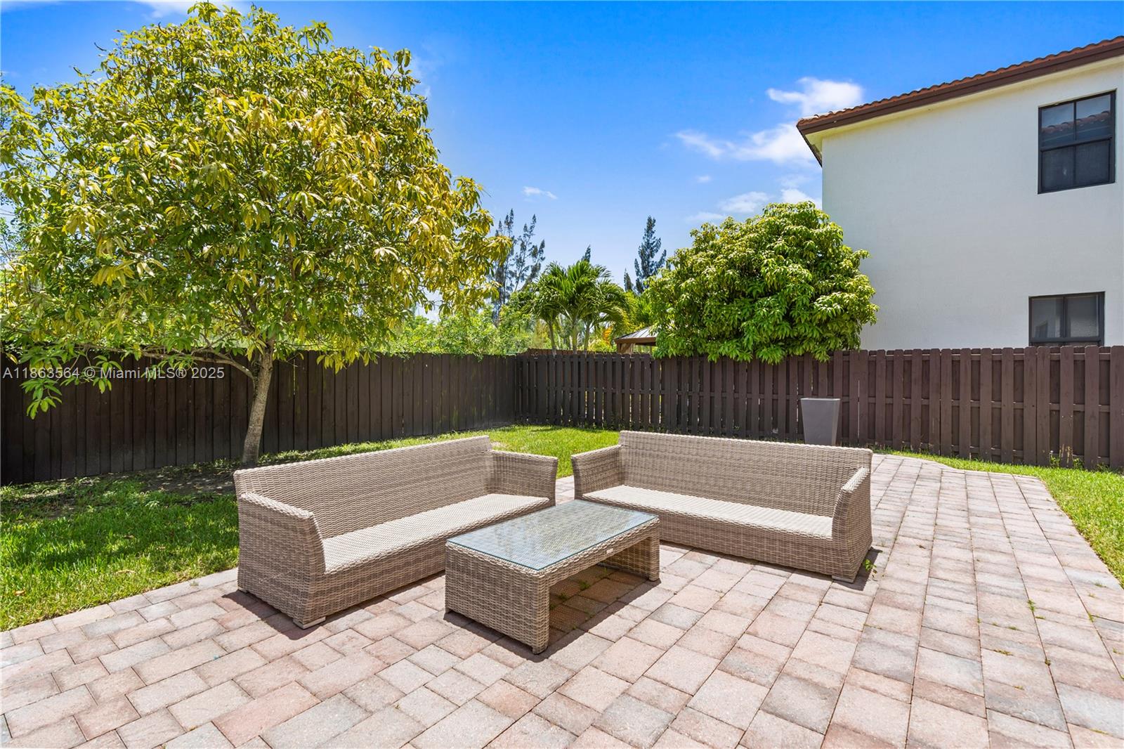 ISLES AT GRAND BAY - Residential Lease