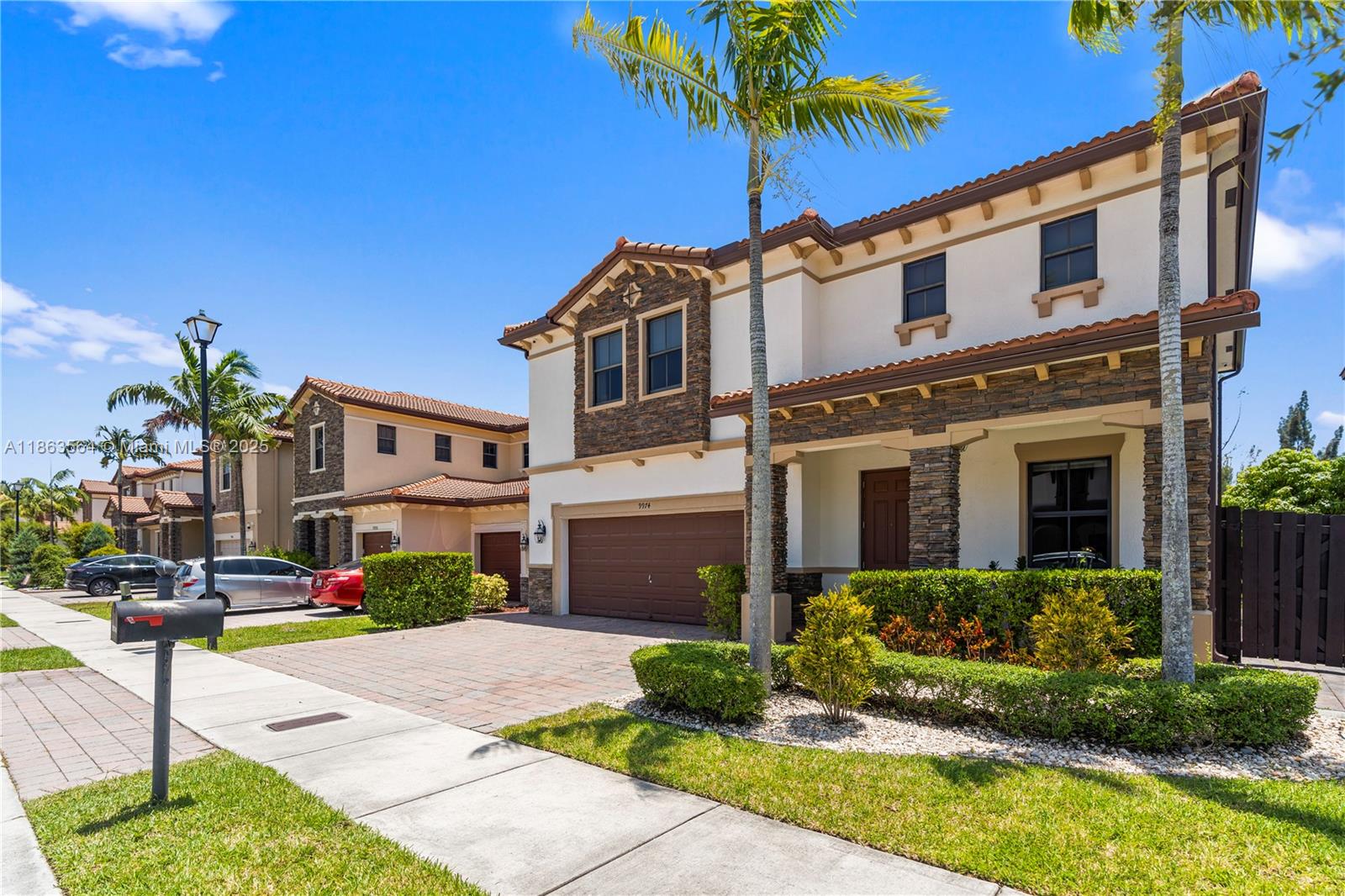 ISLES AT GRAND BAY - Residential Lease