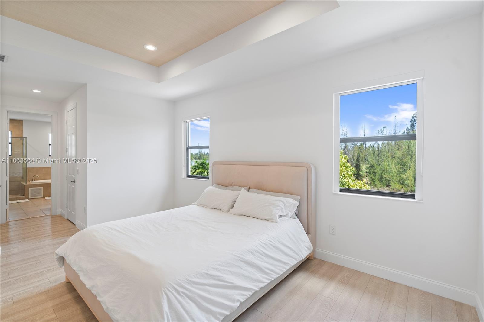ISLES AT GRAND BAY - Residential Lease