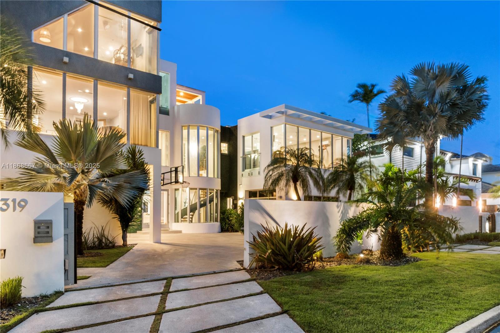 BEACH WAY HEIGHTS UNIT - Residential Lease