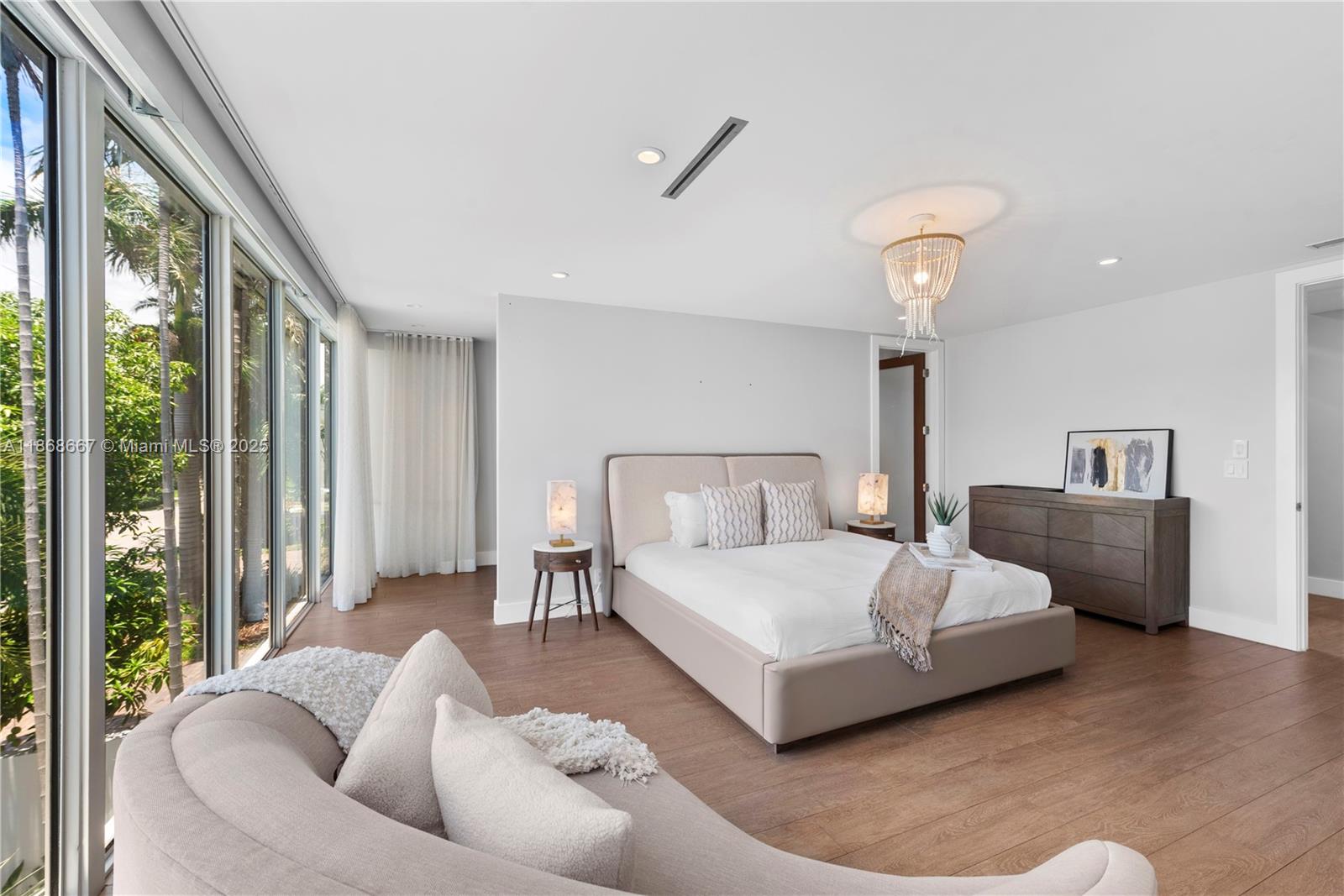 BEACH WAY HEIGHTS UNIT - Residential Lease