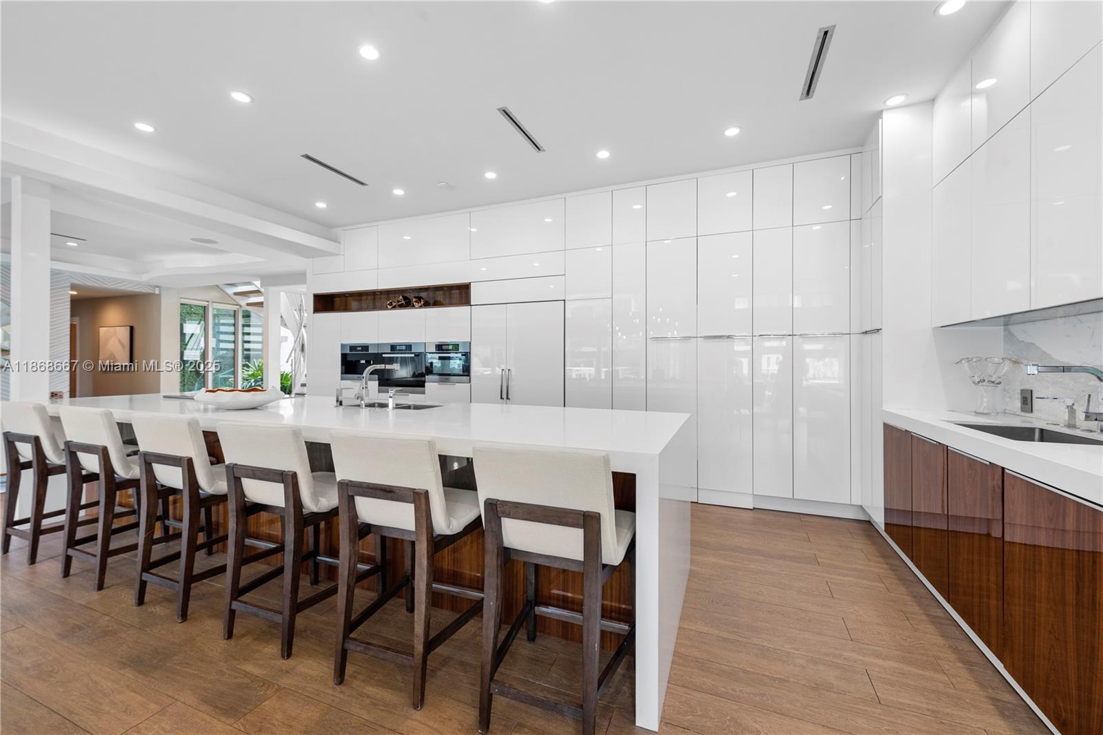 BEACH WAY HEIGHTS UNIT - Residential Lease