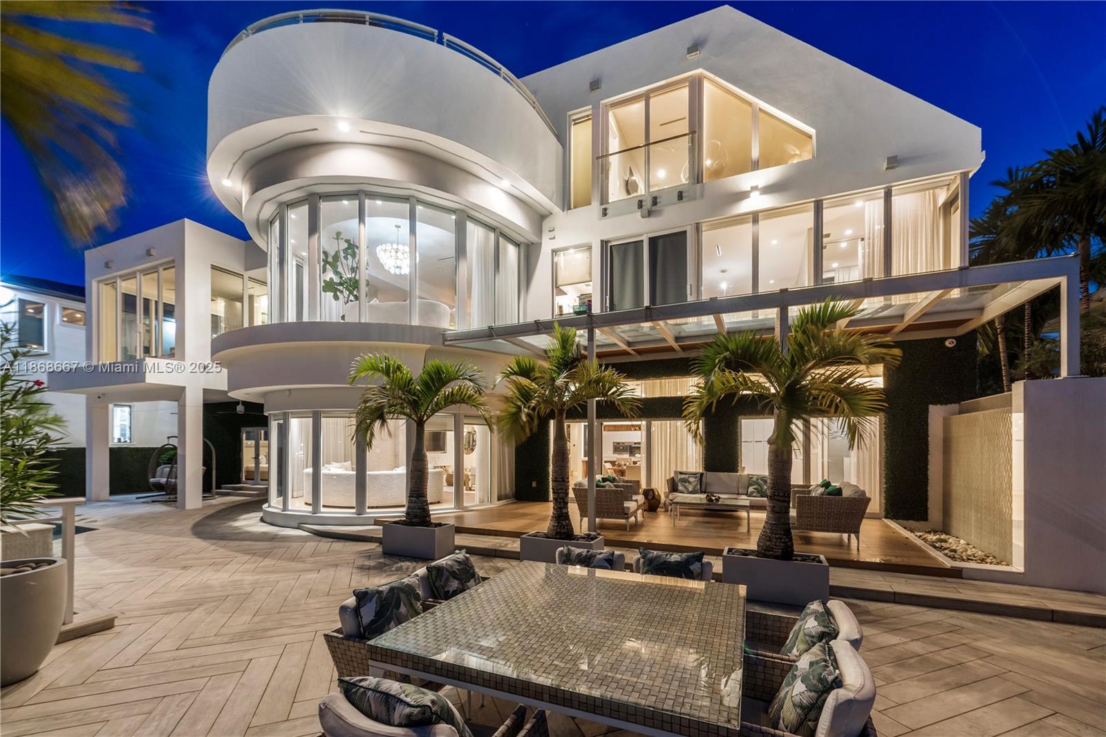 BEACH WAY HEIGHTS UNIT - Residential Lease