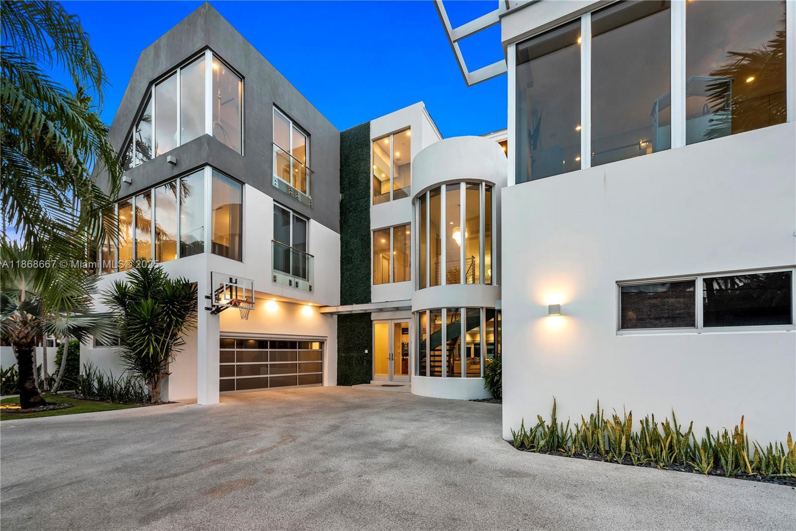 BEACH WAY HEIGHTS UNIT - Residential Lease