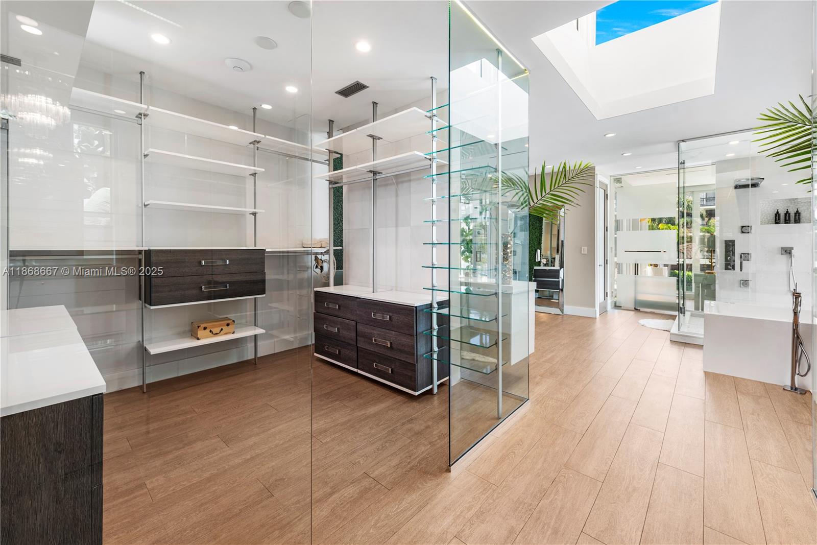 BEACH WAY HEIGHTS UNIT - Residential Lease