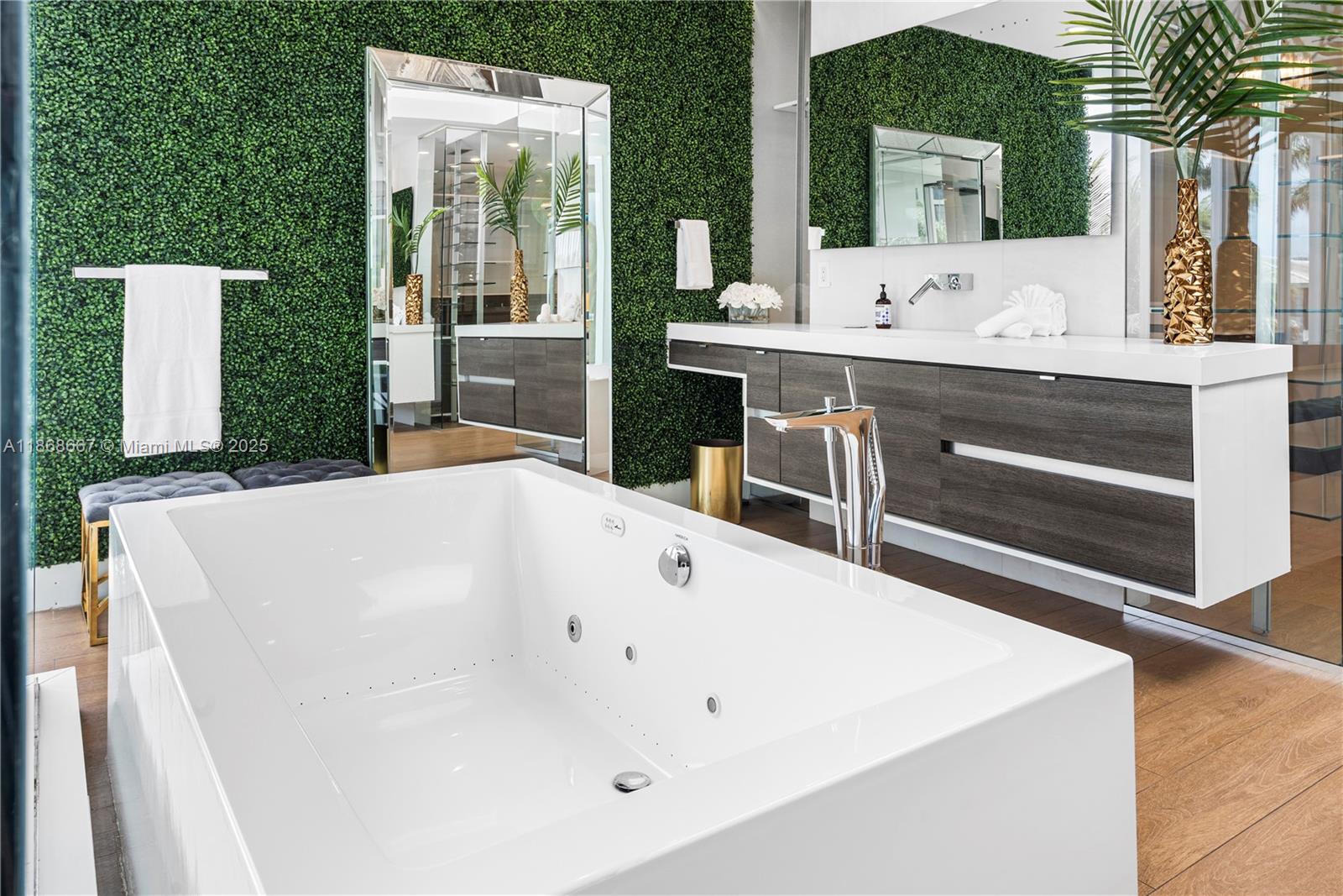 BEACH WAY HEIGHTS UNIT - Residential Lease