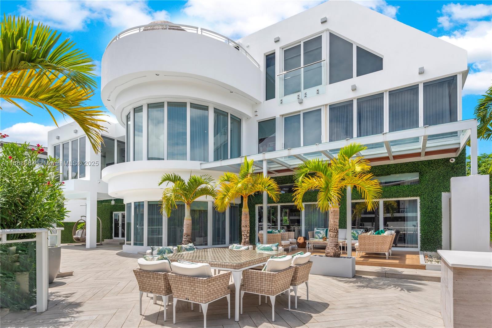 BEACH WAY HEIGHTS UNIT - Residential Lease