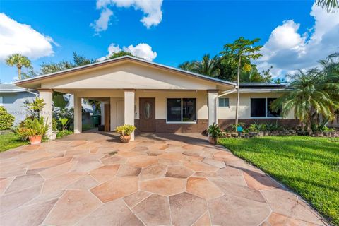 Photo of 4606 NW 29th Ter, Tamarac, FL 33309 (MLS # A11906248)