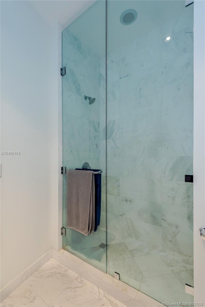 Echo Aventura - Residential Lease
