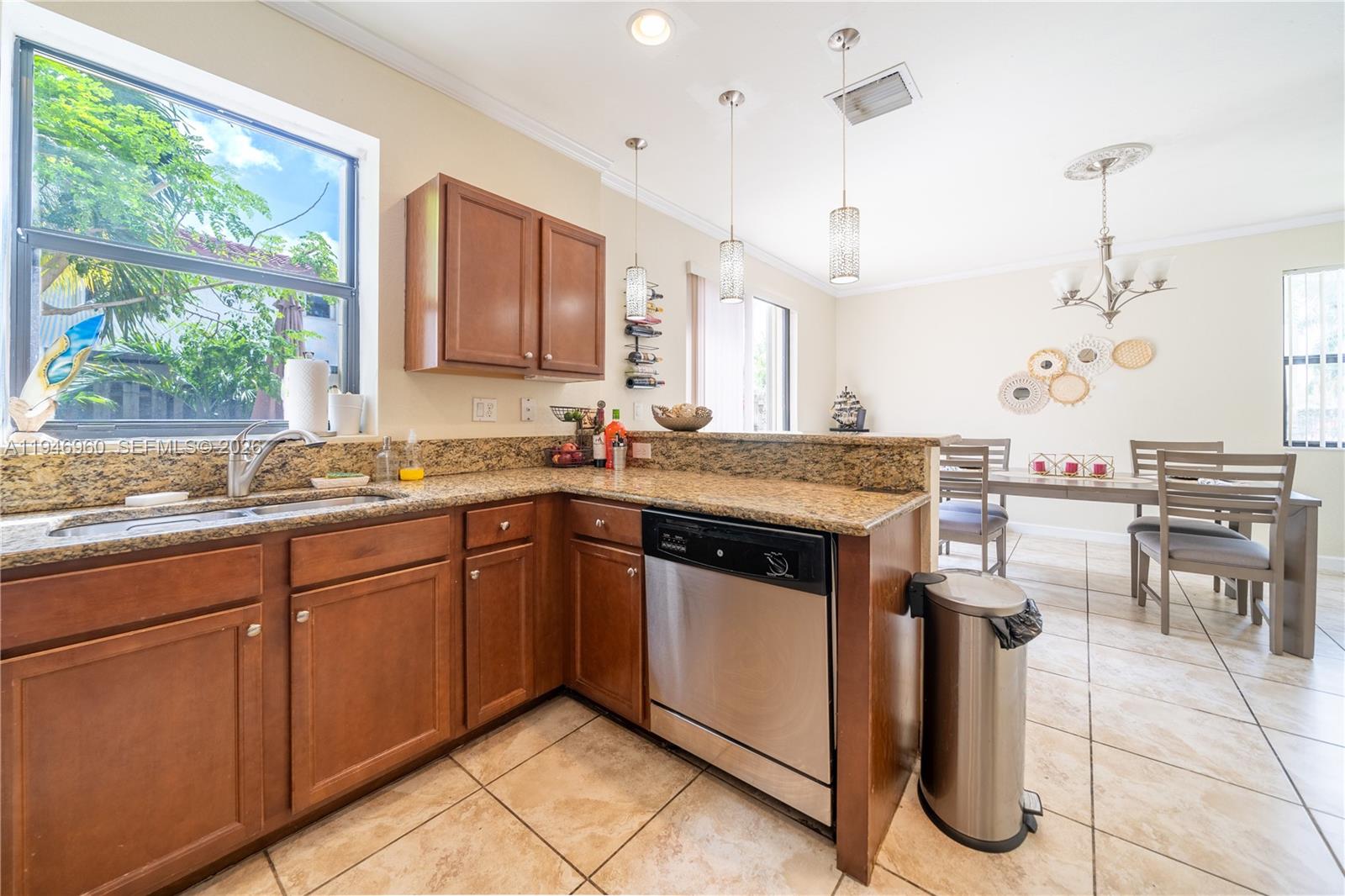 VENETIAN PARC WEST - Residential