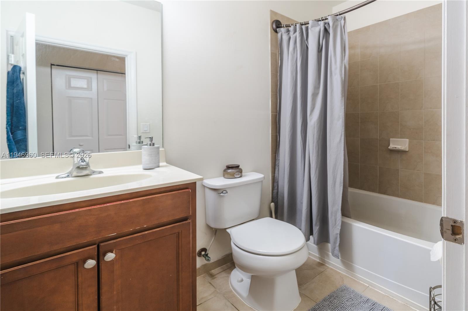 VENETIAN PARC WEST - Residential