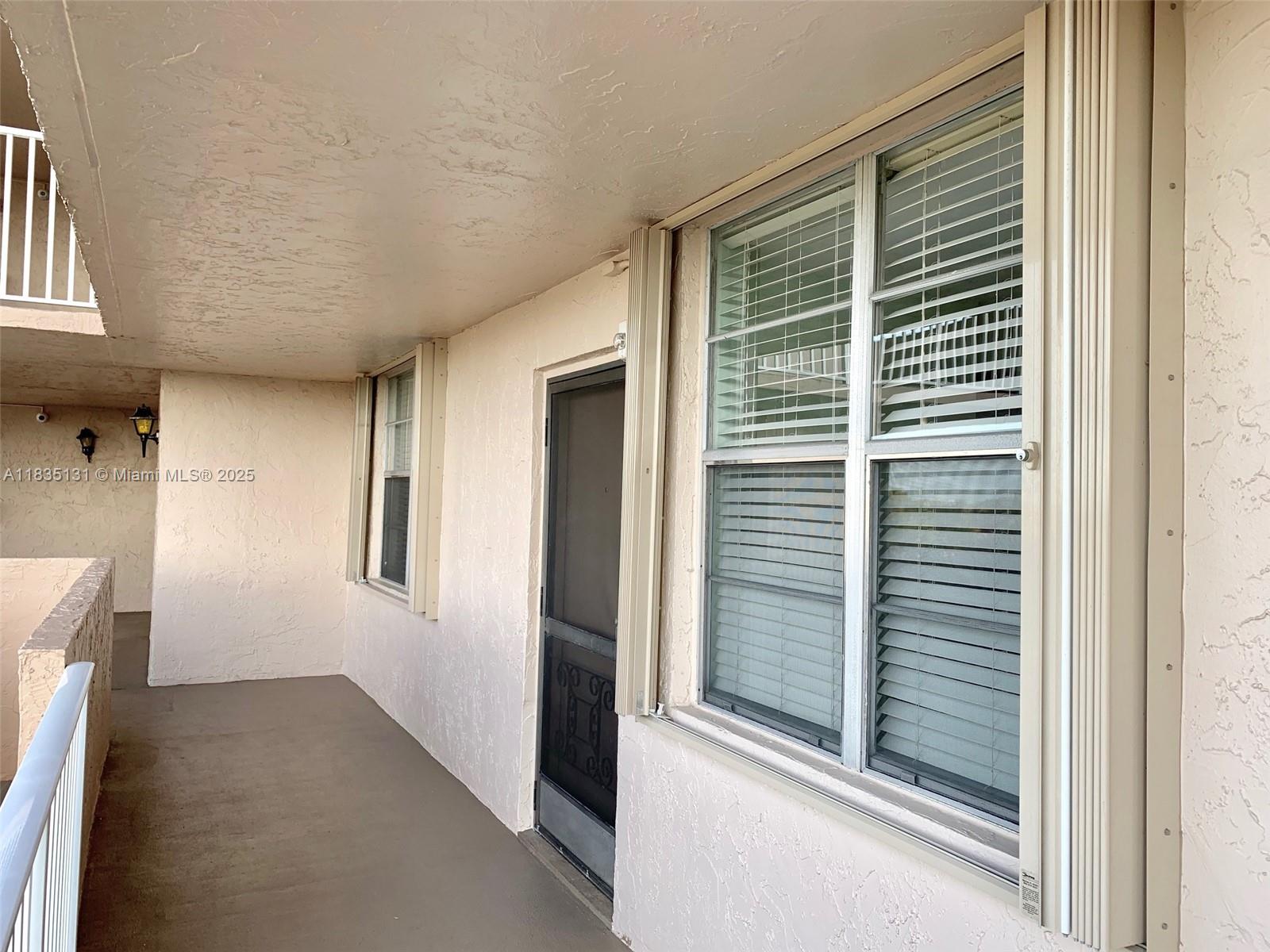 250 Jacaranda Dr 507