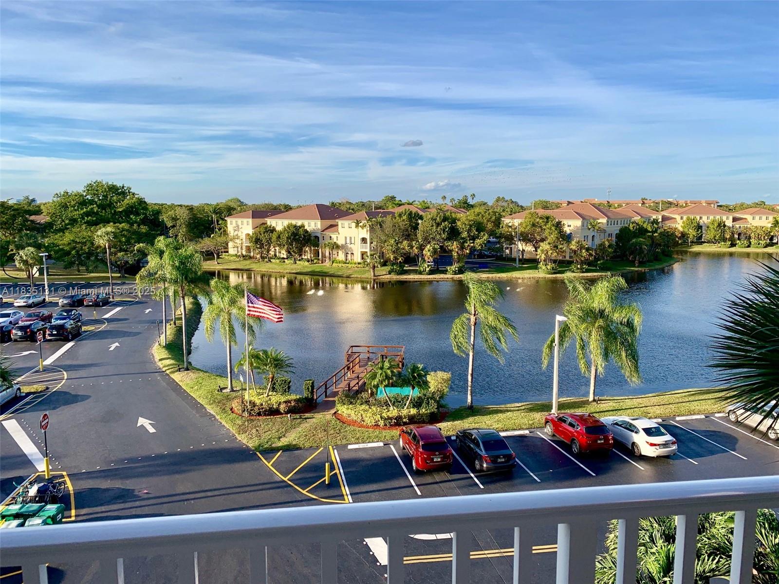 250 Jacaranda Dr 507