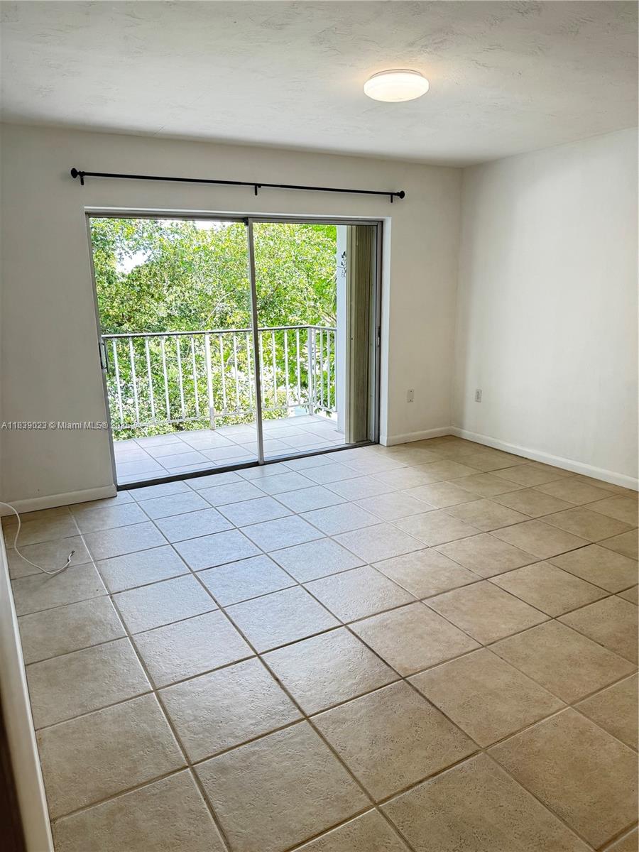 9641 SW 77th Ave 305D