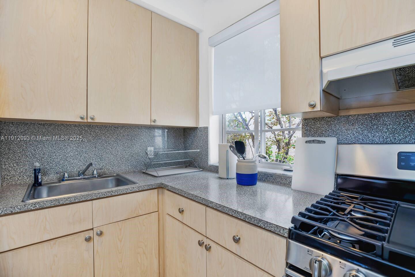 BEACH BAY SUB - Residential Lease